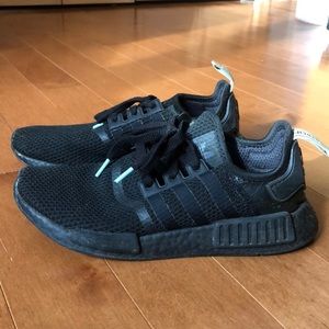 Adidas Black NMD_R1